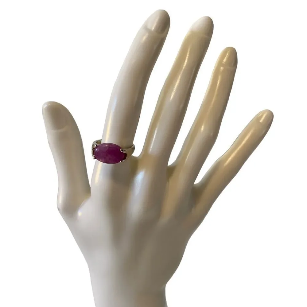 Vintage Light Purple Stone Ring on silver toned band. Size 7.